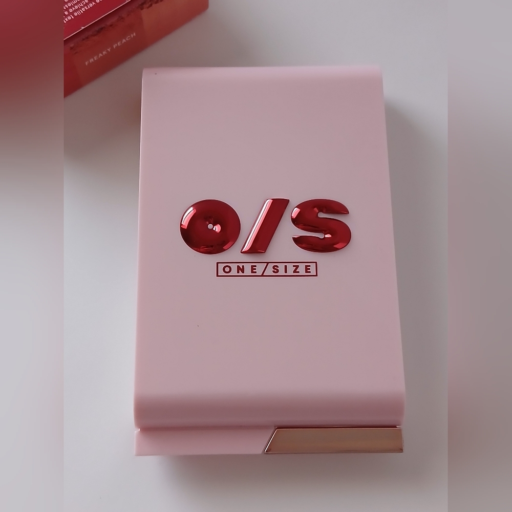 ONE/SIZE by Patrick Starrr Cheek Clapper 3D Blush Trio Palette Freaky Peach